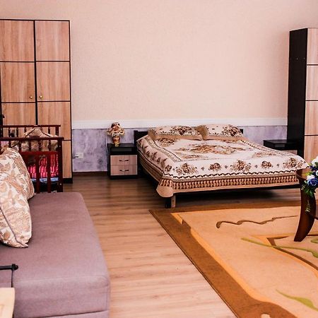 Hotel "Aishadeluxe" Taraz Εξωτερικό φωτογραφία