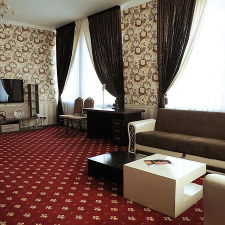 Hotel "Aishadeluxe" Taraz Εξωτερικό φωτογραφία