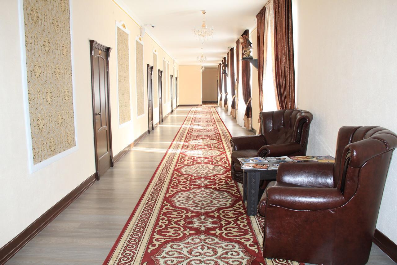 Hotel "Aishadeluxe" Taraz Εξωτερικό φωτογραφία
