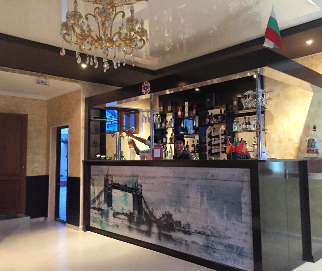Hotel "Aishadeluxe" Taraz Εξωτερικό φωτογραφία