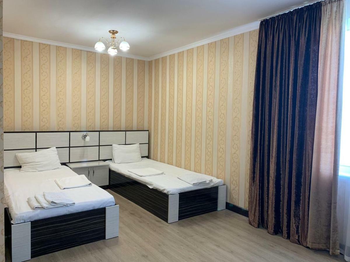 Hotel "Aishadeluxe" Taraz Εξωτερικό φωτογραφία